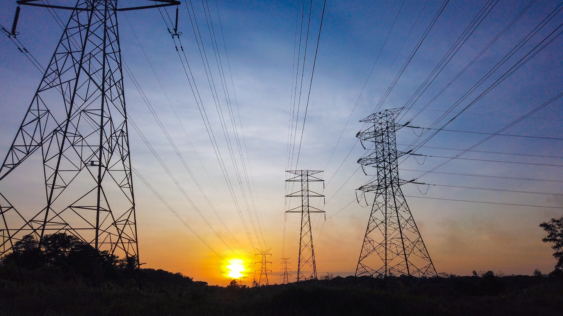 Industrial power lines